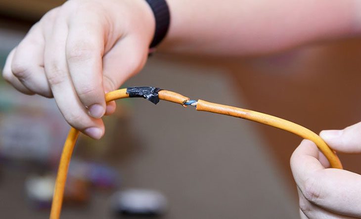 Lỗi dây điện hoặc phích cắm máy giặt